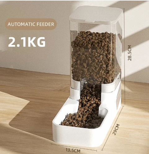 Pet Water and Food Dispenser - Haven & Paw